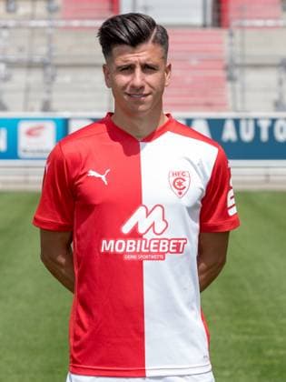 Teampraesentation Halle 3 Liga Hallescher FC, 3 Liga, Porträttermin 2023 2024, Halle, 13 07 2021, Leuna Chemie Stadion, Football , In the picture Tunay Deniz ,