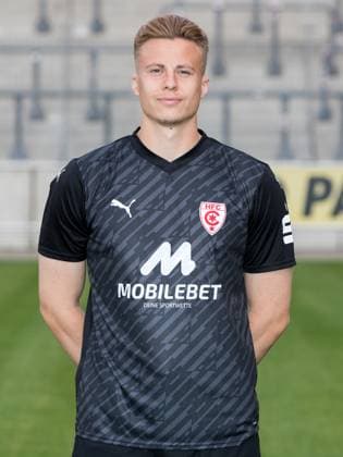 Teampraesentation Halle 3 Liga Hallescher FC, 3 Liga, Porträttermin 2023 2024, Halle, 13 07 2021, Leuna Chemie Stadion, Football , In the picture goalkeeper Moritz Schulze ,
