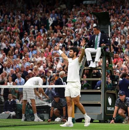 Mandatory Credit: Photo by Ella Ling Shutterstock (14009603er) Carlos Alcaraz celebrates victory in his semi final match Wimbledon Tennis Championships, Day 12, The All England Lawn Tennis and Croquet Club, London, UK - 14 Jul 2023 Wimbledon Tennis Championships, Day 12, The All England Lawn Tennis and Croquet Club, London, UK - 14 Jul 2023  Copyright: xEllaxLing Shutterstockx 14009603er