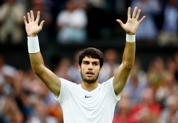 Mandatory Credit: Photo by Kieran McManus Shutterstock (14009604fv) Carlos Alcaraz of Spain celebrates winning his Semi Final match. Wimbledon Tennis Championships, Day 12, The All England Lawn Tennis and Croquet Club, London, UK - 14 Jul 2023 Wimbledon Tennis Championships, Day 12, The All England Lawn Tennis and Croquet Club, London, UK - 14 Jul 2023  Copyright: xKieranxMcManus Shutterstockx 14009604fv