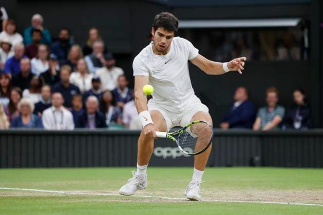 Carlos Alcaraz ESP , Semi Final, Men Singles Tennis Wimbledon 2023 Grand Slam ITF ATP WTA AELTC London Great Britain 14 July 2023 Copyright: xJuergenxHasenkopfx
