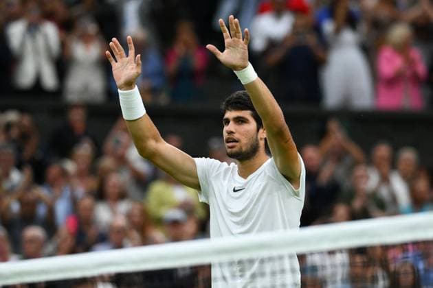 Wimbledon - Day 12 Carlos Alcaraz (ESP) during his semi final final round match of at the 2023 Wimbledon Championships at the AELTC in London, UK, on July 14, 2023. Photo by Corinne Dubreuil ABACAPRESS.COM London United Kingdom  Copyright: xDubreuilxCorinne ABACAx 860688_084 DubreuilxCorinne ABACAx 860688_084