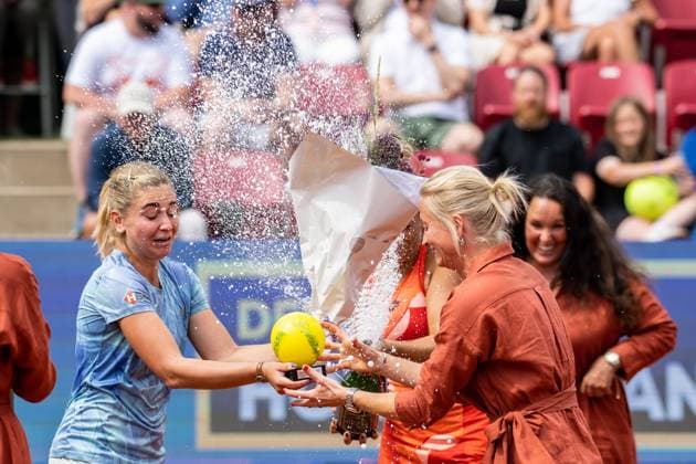 230715 Irina Khromacheva, of Russia, and Panna Udvardy, of Hungary, celebrate after the womens doubles final during day 6 of the WTA Nordea Open on July 15, 2023 in Bastad.  Copyright: NICLASxJÖNSSON BB230715NO029
