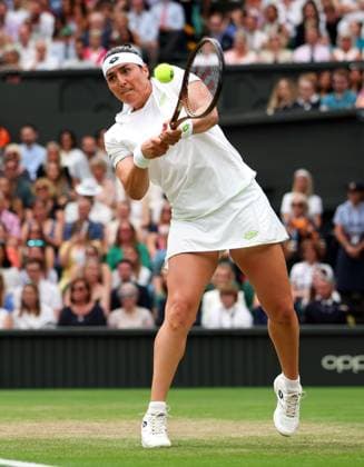 Mandatory Credit: Photo by Ella Ling Shutterstock (14010522ah) Ons Jabeur during the Ladies SIngles final Wimbledon Tennis Championships, Day 13, The All England Lawn Tennis and Croquet Club, London, UK - 15 Jul 2023 Wimbledon Tennis Championships, Day 13, The All England Lawn Tennis and Croquet Club, London, UK - 15 Jul 2023  Copyright: xEllaxLing Shutterstockx 14010522ah