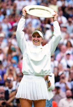 Mandatory Credit: Photo by Javier Garcia Shutterstock (14010521dr) Marketa Vondrousova lifts the Venus Rosewater Dish after victory in the Ladies Singles final Wimbledon Tennis Championships, Day 13, The All England Lawn Tennis and Croquet Club, London, UK - 15 Jul 2023 Wimbledon Tennis Championships, Day 13, The All England Lawn Tennis and Croquet Club, London, UK - 15 Jul 2023  Copyright: xJavierxGarcia Shutterstockx 14010521dr