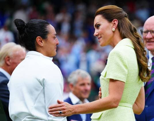 Mandatory Credit: Photo by Javier Garcia Shutterstock (14010521fc) Catherine Princess of Wales comforts Ons Jabeur dafter defeat in the Ladies SIngles final Wimbledon Tennis Championships, Day 13, The All England Lawn Tennis and Croquet Club, London, UK - 15 Jul 2023 Wimbledon Tennis Championships, Day 13, The All England Lawn Tennis and Croquet Club, London, UK - 15 Jul 2023  Copyright: xJavierxGarcia Shutterstockx 14010521fc