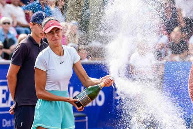 230715 Olga Danilovic, Serbia sprays champagne after the womens final during day 6 of the WTA Nordea Open on July 15, 2023 in Bastad, Sweden  Copyright: NICLASxJÖNSSON BB230715NO082