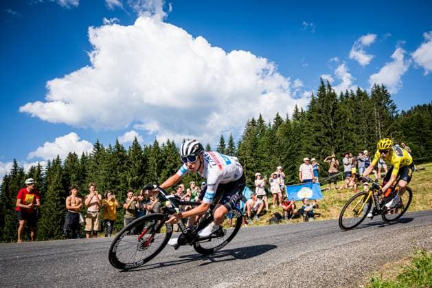 Slovenian Tadej Pogacar of UAE Team Emirates and Danish Jonas Vingegaard of Jumbo-Visma pictured in action during stage 14 of the Tour de France cycling race, from Annemasse to Morzine Les Portes du Soleil (151,8 km), France, Saturday 15 July 2023. This year s Tour de France takes place from 01 to 23 July 2023. JASPERxJACOBS  x70656907x