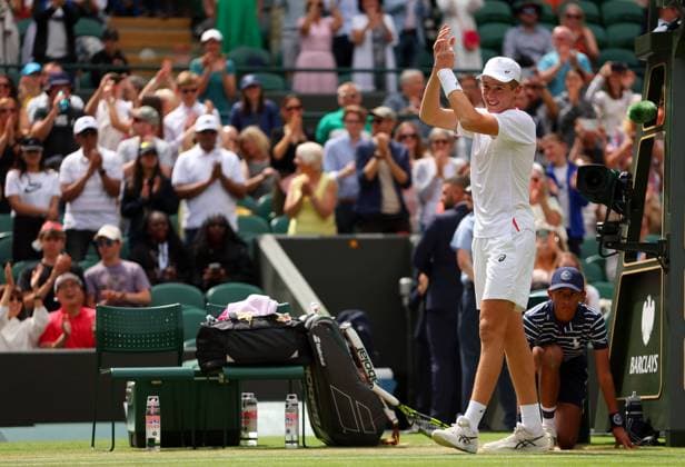 Mandatory Credit: Photo by Ella Ling Shutterstock (14011309cg) Henry Searle of Great Britain celebrates on match point, winning the Boy s Junior Championships at Wimbledon. The first Brit in 61 years. Wimbledon Tennis Championships, Day 14, The All England Lawn Tennis and Croquet Club, London, UK - 16 Jul 2023 Wimbledon Tennis Championships, Day 14, The All England Lawn Tennis and Croquet Club, London, UK - 16 Jul 2023  Copyright: xEllaxLing Shutterstockx 14011309cg