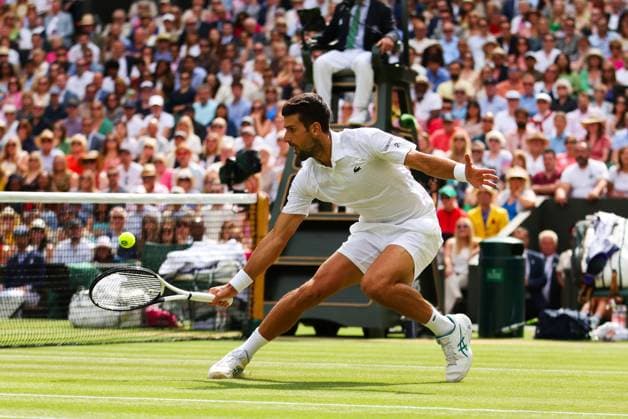 Mandatory Credit: Photo by Ella Ling Shutterstock (14011309cp) Novak Djokovic Wimbledon Tennis Championships, Day 14, The All England Lawn Tennis and Croquet Club, London, UK - 16 Jul 2023 Wimbledon Tennis Championships, Day 14, The All England Lawn Tennis and Croquet Club, London, UK - 16 Jul 2023  Copyright: xEllaxLing Shutterstockx 14011309cp
