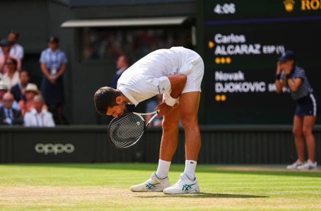 Mandatory Credit: Photo by Ella Ling Shutterstock (14011309dq) Novak Djokovic looks dejected after losing the second set tie break Wimbledon Tennis Championships, Day 14, The All England Lawn Tennis and Croquet Club, London, UK - 16 Jul 2023 Wimbledon Tennis Championships, Day 14, The All England Lawn Tennis and Croquet Club, London, UK - 16 Jul 2023  Copyright: xEllaxLing Shutterstockx 14011309dq