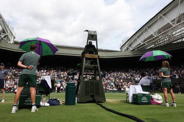 16th July 2023; All England Lawn Tennis and Croquet Club, London, England: Wimbledon Tennis Tournament; Mens singles final on centre court Novak Djokovic versus Carlos Alcaraz; Players take a break between games as Alcaraz fights back  ActionPlus12532031 JohnxPatrickxFletcher