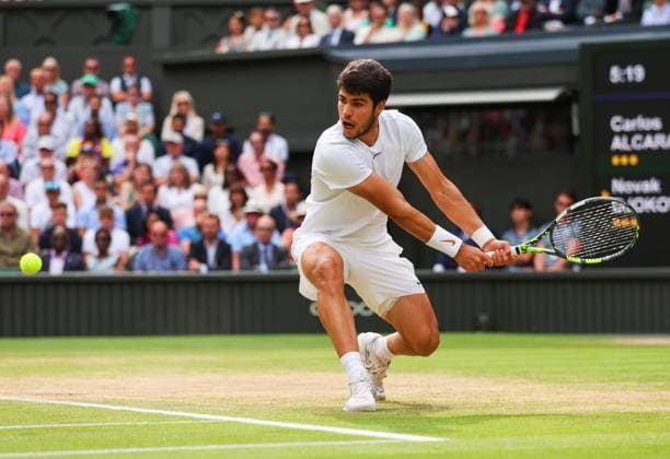 Mandatory Credit: Photo by Ella Ling Shutterstock (14011309ej) Carlos Alcaraz Wimbledon Tennis Championships, Day 14, The All England Lawn Tennis and Croquet Club, London, UK - 16 Jul 2023 Wimbledon Tennis Championships, Day 14, The All England Lawn Tennis and Croquet Club, London, UK - 16 Jul 2023  Copyright: xEllaxLing Shutterstockx 14011309ej