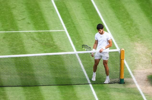 Mandatory Credit: Photo by Kieran McManus Shutterstock (14011306bs) Carlos Alcaraz Wimbledon Tennis Championships, Day 14, The All England Lawn Tennis and Croquet Club, London, UK - 16 Jul 2023 Wimbledon Tennis Championships, Day 14, The All England Lawn Tennis and Croquet Club, London, UK - 16 Jul 2023  Copyright: xKieranxMcManus Shutterstockx 14011306bs
