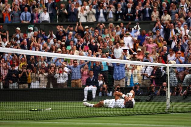 Mandatory Credit: Photo by Ella Ling Shutterstock (14011309gv) Carlos Alcaraz celebrates victory in the Men s Singles final Wimbledon Tennis Championships, Day 14, The All England Lawn Tennis and Croquet Club, London, UK - 16 Jul 2023 Wimbledon Tennis Championships, Day 14, The All England Lawn Tennis and Croquet Club, London, UK - 16 Jul 2023  Copyright: xEllaxLing Shutterstockx 14011309gv