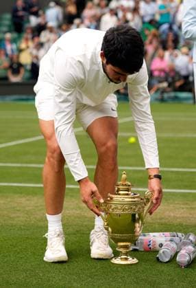 Mandatory Credit: Photo by Dave Shopland Shutterstock (14011307iz) Carlos Alcaraz lifts the The Gentlemen s Singles Trophy after victory Wimbledon Tennis Championships, Day 14, The All England Lawn Tennis and Croquet Club, London, UK - 16 Jul 2023 Wimbledon Tennis Championships, Day 14, The All England Lawn Tennis and Croquet Club, London, UK - 16 Jul 2023  Copyright: xDavexShopland Shutterstockx 14011307iz