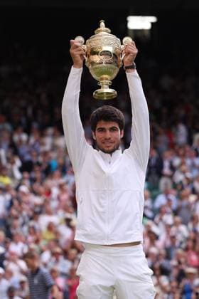 Carlos Alcaraz wins over Novak Djokovic (Ser) TENNIS : Wimbledon 2023 - 16 07 2023 AntoineCouvercelle Panoramic  