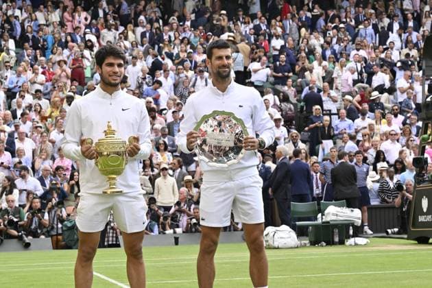 Tennis : Wimbledon 2023 - Angleterre - Finale simple Messieurs- Victoire de Carlos Alcaraz Espagne contre Novak Djokovic Serbie Tennis : Wimbledon 2023 - Angleterre- 16 07 23 ChrysleneCaillaud Panoramic  
