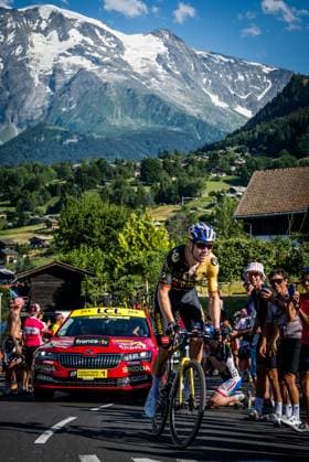 Belgian Wout Van Aert of Jumbo-Visma pictured in action during stage 15 of the Tour de France cycling race, from Les Gets Les Portes du Soleil to Saint-Gervais Mont-Blanc (179 km), France, Sunday 16 July 2023. This year s Tour de France takes place from 01 to 23 July 2023. JASPERxJACOBS  x70688119x