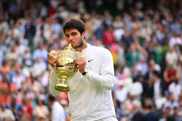 Wimbledon - Carlos Alcaraz Wins First Title Carlos Alcaraz (ESP) wins his first Wimbledon Championships at the 2023 Wimbledon Championships at the AELTC in London, UK on July 16, 2023. Photo by Corinne Dubreuil ABACAPRESS.COMM London United Kingdom  Copyright: xDubreuilxCorinne ABACAx 860951_112 DubreuilxCorinne ABACAx 860951_112