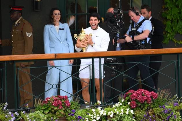 Wimbledon - Carlos Alcaraz Wins First Title Carlos Alcaraz (ESP) wins his first Wimbledon Championships at the 2023 Wimbledon Championships at the AELTC in London, UK on July 16, 2023. Photo by Corinne Dubreuil ABACAPRESS.COMM London United Kingdom  Copyright: xDubreuilxCorinne ABACAx 860951_132 DubreuilxCorinne ABACAx 860951_132