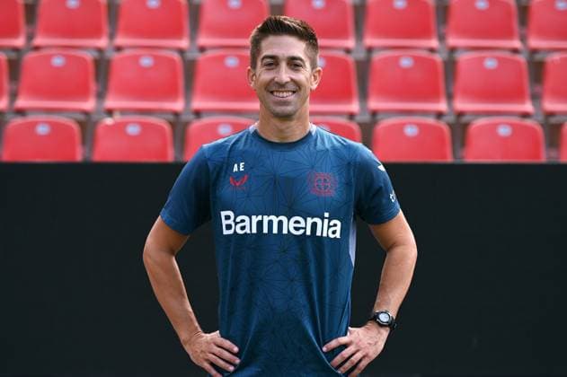 Co coach Alberto Encinas Bayer 04 Leverkusen 1 BL, Porträttermin 2023 2024,