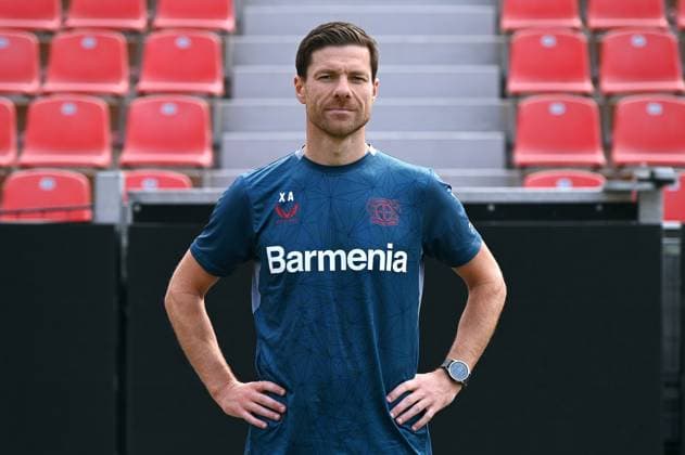 Head Coach Xabi Alonso Bayer 04 Leverkusen 1 BL, Porträttermin 2023 2024,