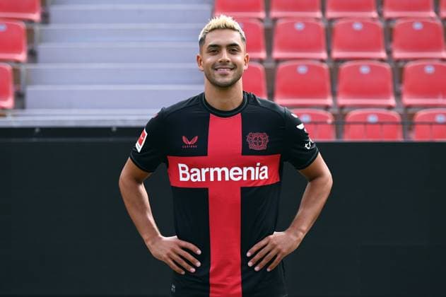 Nadiem Amiri Bayer 04 Leverkusen 1 BL, Porträttermin 2023 2024,