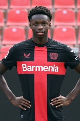 Noah Mbamba Bayer 04 Leverkusen 1 BL, Porträttermin 2023 2024,