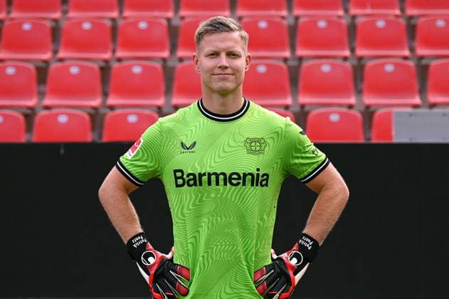 Patrick Pentz Bayer 04 Leverkusen 1 BL, Porträttermin 2023 2024,