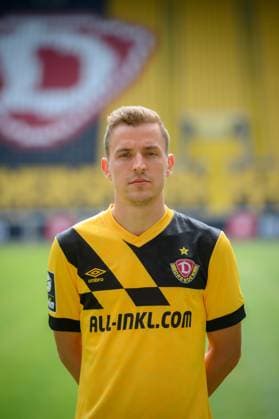 Niklas Hauptmann SG Dynamo Dresden 3 league, portrait date 2023 2024