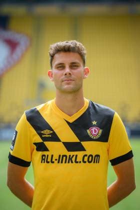 Jakob Lewald SG Dynamo Dresden 3 league, portrait date 2023 2024