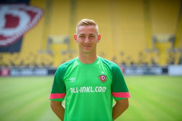 Goalkeeper Kevin Broll SG Dynamo Dresden 3 league, portrait date 2023 2024
