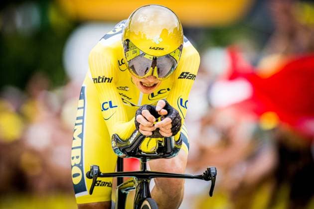 Bilder des Jahres 2023, Sport 07 Juli Sport Themen der Woche KW29 Sport Bilder des Tages Danish Jonas Vingegaard of Jumbo-Visma pictured in action during stage 16 of the Tour de France cycling race, an individual time trial from Passy to Combloux (22,4 km), France, Tuesday 18 July 2023. This year s Tour de France takes place from 01 to 23 July 2023. JASPERxJACOBS  x70774803x