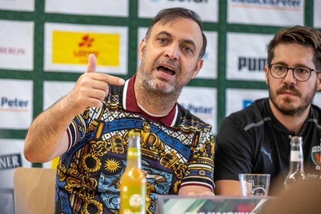 Sport Themen der Woche KW29 Berlin, 19.07.2023, Handball: Bundesliga, Pressekonferenz zum Auftakt der Saison 2023 24 der Fuechse Berlin, Fuechse Town. Bob Hanning, Geschaeftsfuehrer der Fuechse Berlin, spricht zu den Anwesenden. PK Fuechse Berlin - Auftakt Saison 2023 24 *** Berlin, 19 07 2023, Handball Bundesliga, press conference for the start of the 2023 24 season of the Fuechse Berlin, Fuechse Town Bob Hanning, managing director of the Fuechse Berlin, speaks to those present PK Fuechse Berlin Auftakt Saison 2023 24