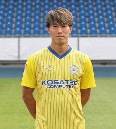 Keita Endo Eintracht Braunschweig Eintracht Braunschweig 2 BL, portrait date 2023 2024