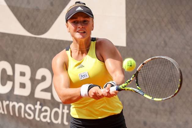 Darmstadt 19 July 2023 47 International Womens ITF W25 Singles Tennis Tournament v l , Caijsa Wilda HENNEMANN SWE playing a backhand Copyright: JoaquimxFerreira