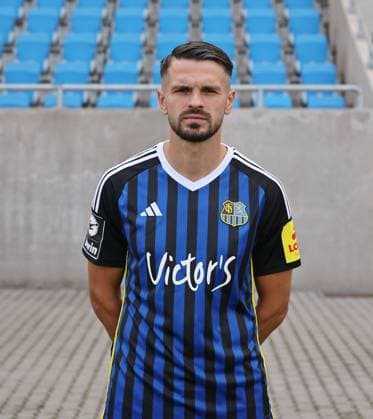 Kasim Rabihic 1 FC Saarbruecken 3 League, portrait date 2023 2024 Saarbruecken Ludwigsparkstadion Saarland Germany DE
