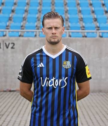 Julius Biada 1 FC Saarbruecken 3 League, portrait date 2023 2024 Saarbruecken Ludwigsparkstadion Saarland Germany DE