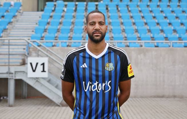 Bone Uaferro 1 FC Saarbrücken 3 league, portrait date 2023 2024 Saarbrücken Ludwigsparkstadion Saarland Germany DE