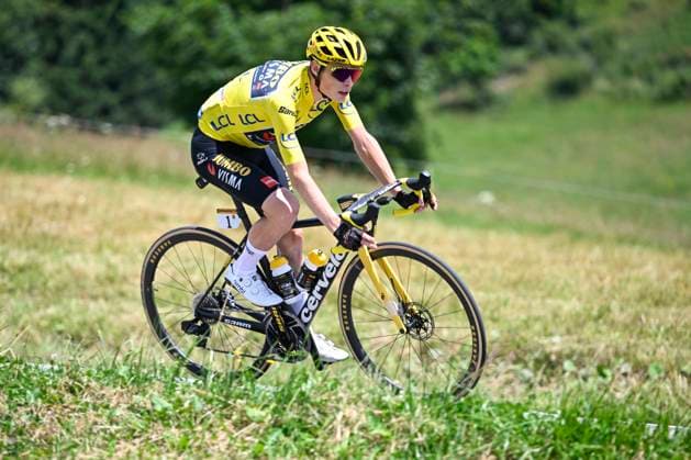 COURCHEVEL, FRANCE - JULY 19 : Vingegaard Jonas (DEN) of Jumbo-Visma during stage 17 of the 110th edition of the Tour de France 2023 cycling race, a stage of 166 kms with start in Saint-Gervais Mont Blanc and finish in Courchevel on July 19, 2023 in Courchevel, France, 19 07 2023 ( Motordriver Kenny Verfaillie - Tour de France 2023 - Stage 17 PhotoNews Panoramic 