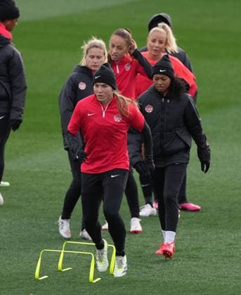 July 20, 2023, Melbourne, Australia: Canadas Vanessa Gilles runs during a training session ahead of the FIFA Women s World Cup in Melbourne, Australia, Thursday, July 20, 2023. Canada News - July 20, 2023  - ZUMAc35_ 20230720_zaf_c35_015 Copyright: xScottxBarbourx