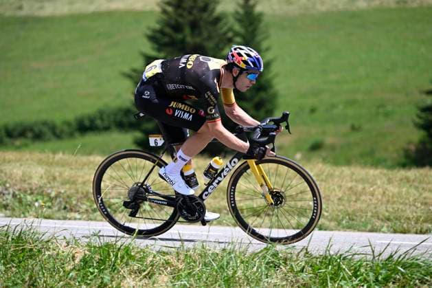 COURCHEVEL, FRANCE - JULY 19 : Van Aert Wout (BEL) of Jumbo-Visma during stage 17 of the 110th edition of the Tour de France 2023 cycling race, a stage of 166 kms with start in Saint-Gervais Mont Blanc and finish in Courchevel on July 19, 2023 in Courchevel, France, 19 07 2023 ( Motordriver Kenny Verfaillie - Tour de France 2023 - Stage 17 PhotoNews Panoramic 