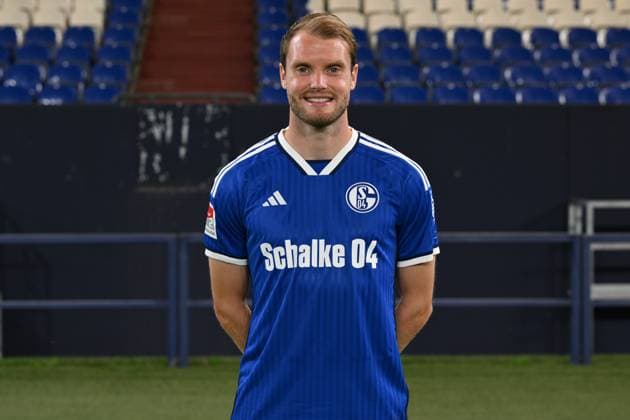 Thomas Ouwejan FC Schalke 04 2 BL, portrait date 2023 2024 Gelsenkirchen North Rhine Westphalia Germany Team2
