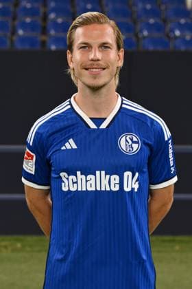 Lino Tempelmann FC Schalke 04 2 BL, portrait date 2023 2024 Gelsenkirchen North Rhine Westphalia Germany Team2