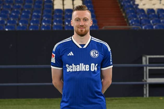Tobias Mohr FC Schalke 04 2 BL, portrait date 2023 2024 Gelsenkirchen North Rhine Westphalia Germany Team2