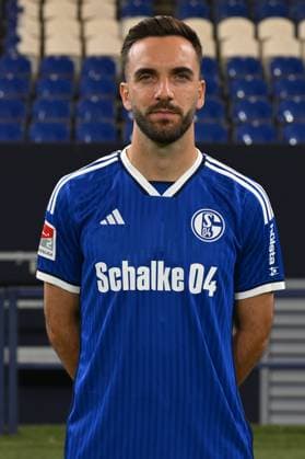 Kenan Karaman FC Schalke 04 2 BL, portrait date 2023 2024 Gelsenkirchen North Rhine Westphalia Germany Team2