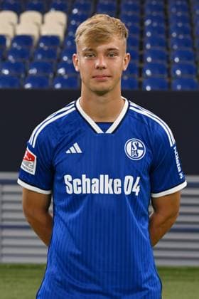 Keke Topp FC Schalke 04 2 BL, portrait date 2023 2024 Gelsenkirchen North Rhine Westphalia Germany Team2