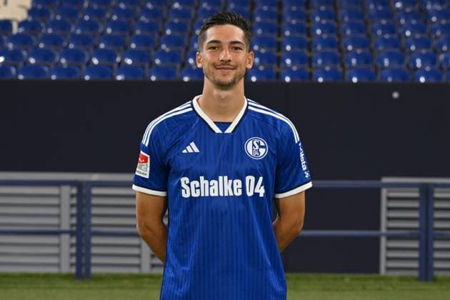 Leo Greiml FC Schalke 04 2 BL, portrait date 2023 2024 Gelsenkirchen North Rhine Westphalia Germany Team2