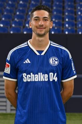 Leo Greiml FC Schalke 04 2 BL, portrait date 2023 2024 Gelsenkirchen North Rhine Westphalia Germany Team2